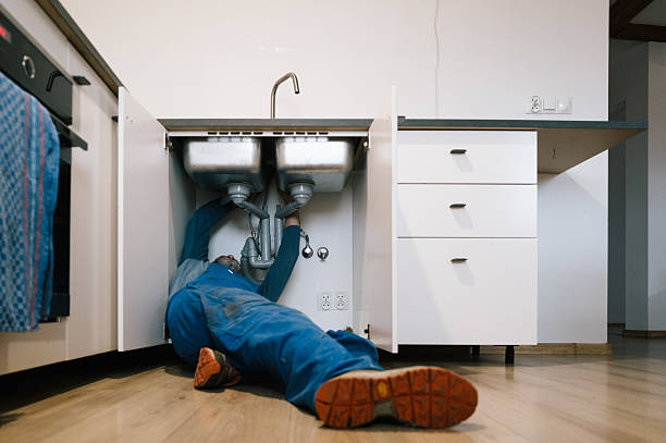Professional Leak Detection technician working in Okay, OK